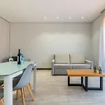 Smartr Porto Gaia & *