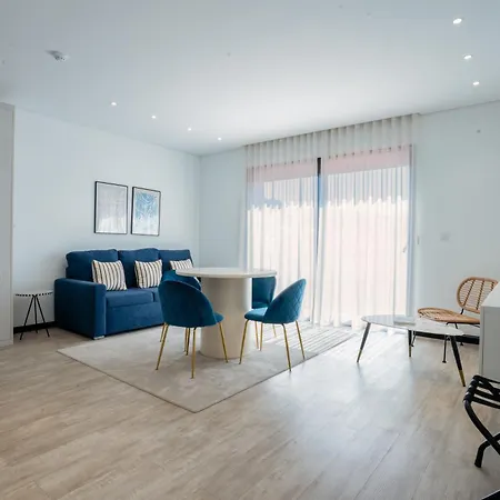 Smartr Porto Gaia & * Vila Nova de Gaia