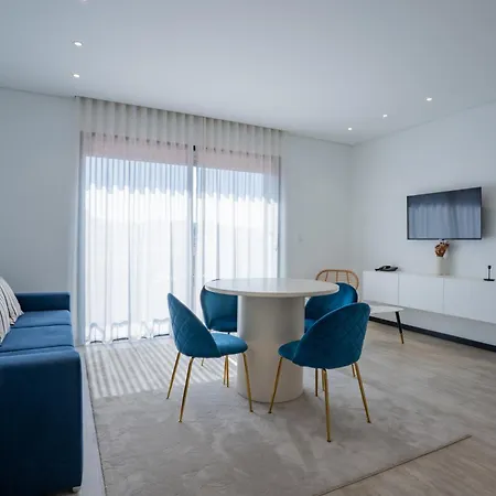 דירה Smartr Porto Gaia & *
