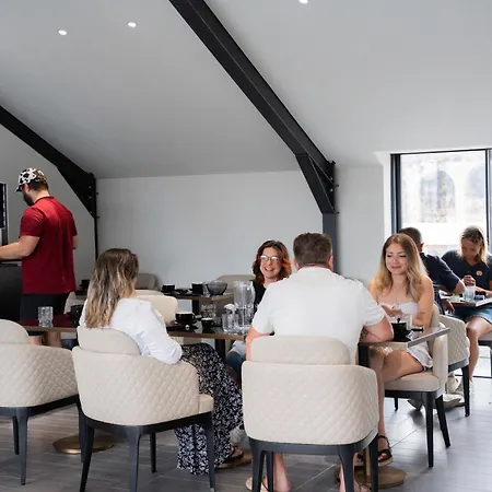 Smartr Porto Gaia & *