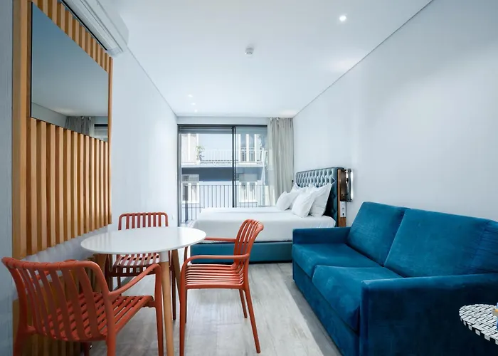 Smartr Porto Gaia & *