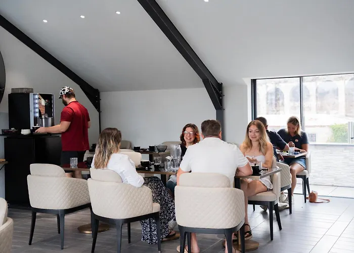 Smartr Porto Gaia & *