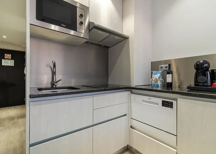 Smartr Porto Gaia & *